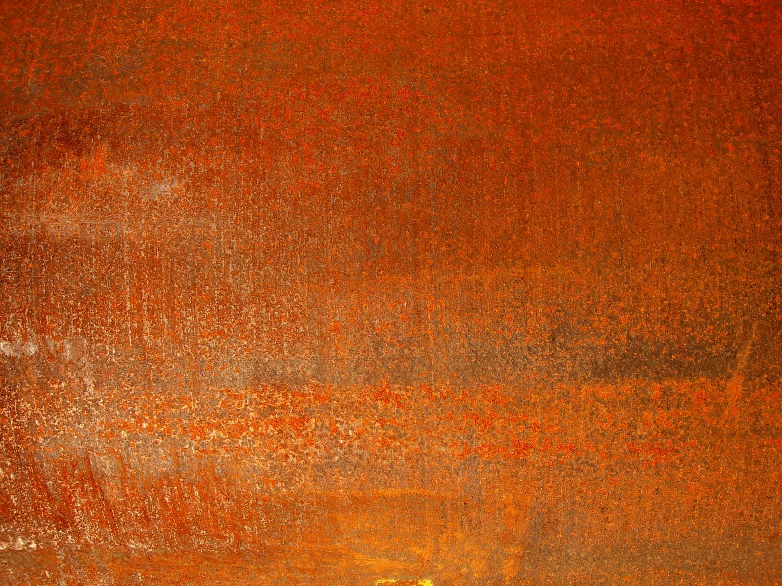 Close-up of the Corten steel finish, weathered into a rust patina